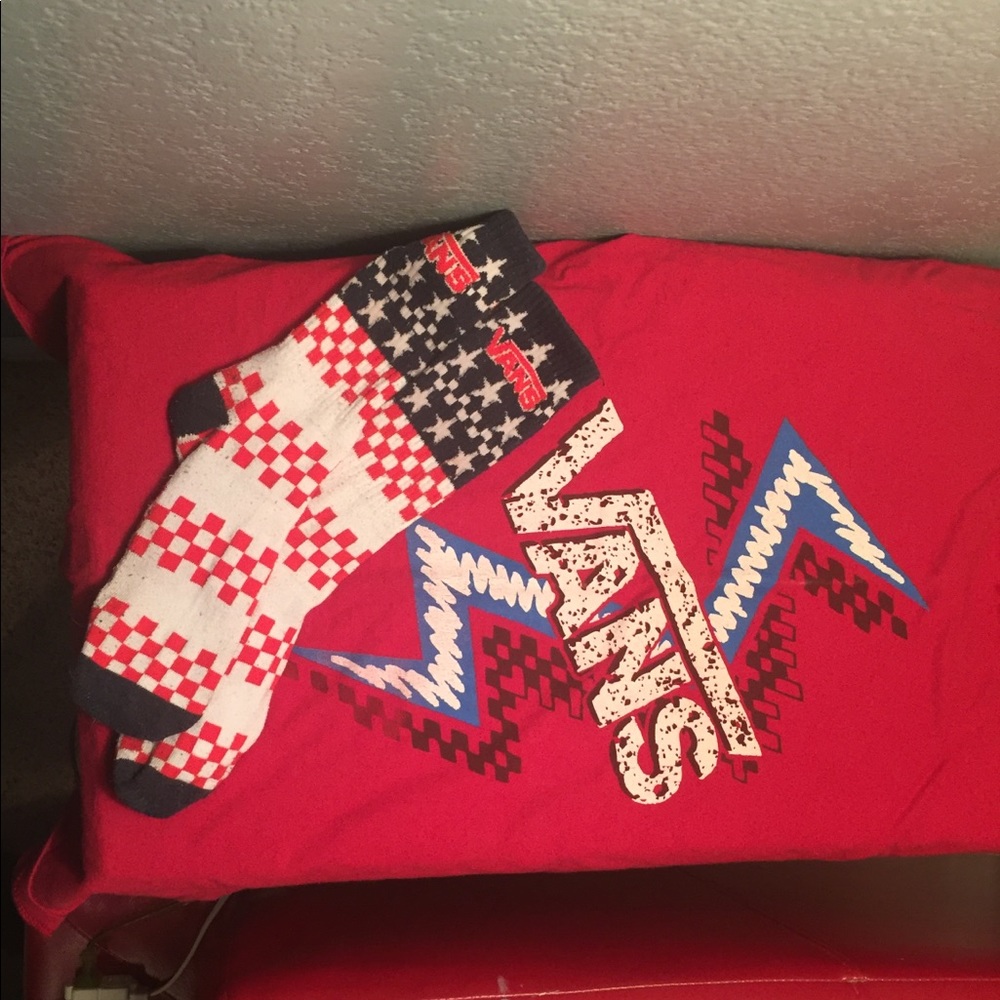 Vans red shirt and socks🔥